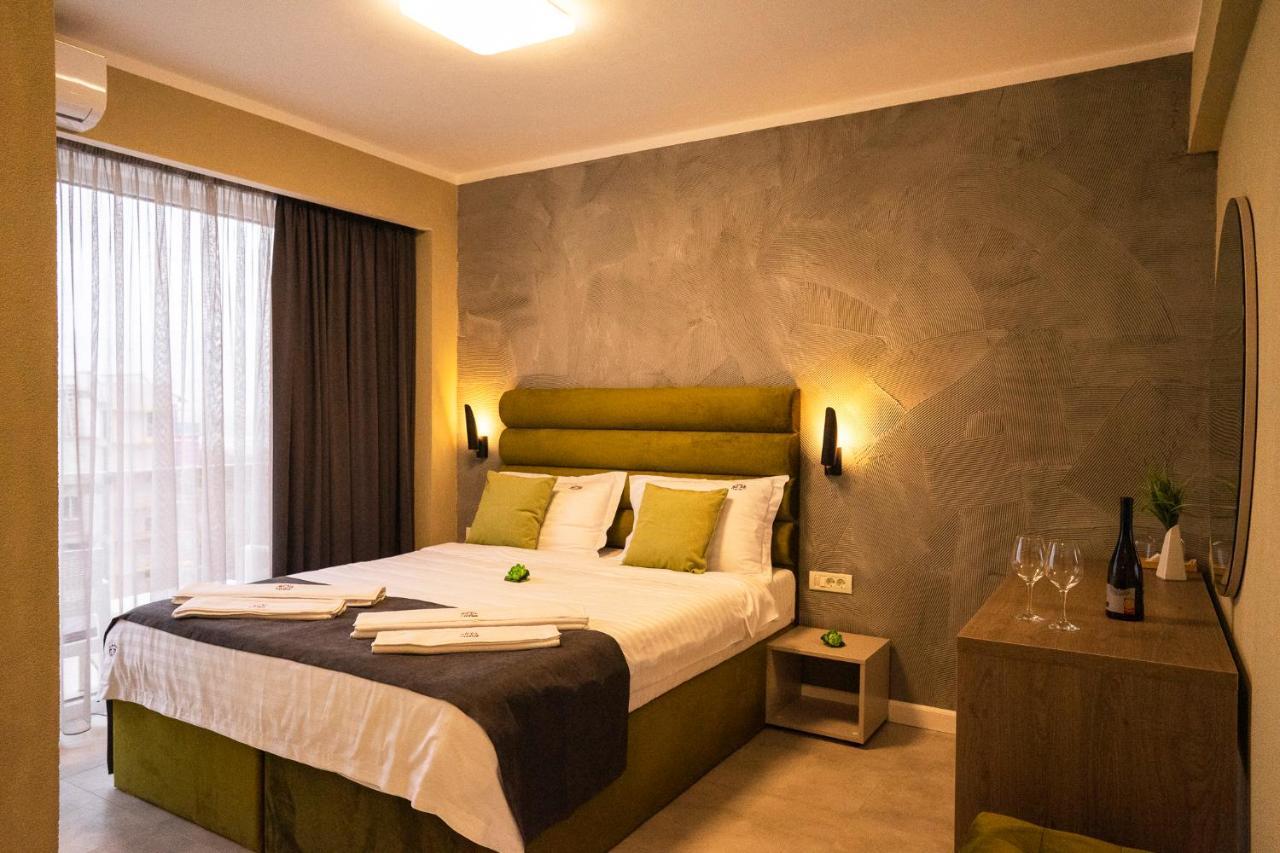 Lotus Exclusive Bed and Breakfast Năvodari Eksteriør billede